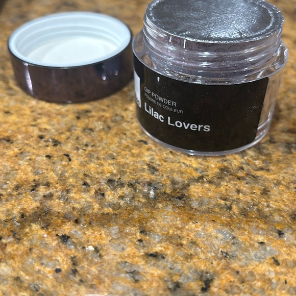 Nail Dipping Powder Set with Black and White Bottles - Picture 8 of 9